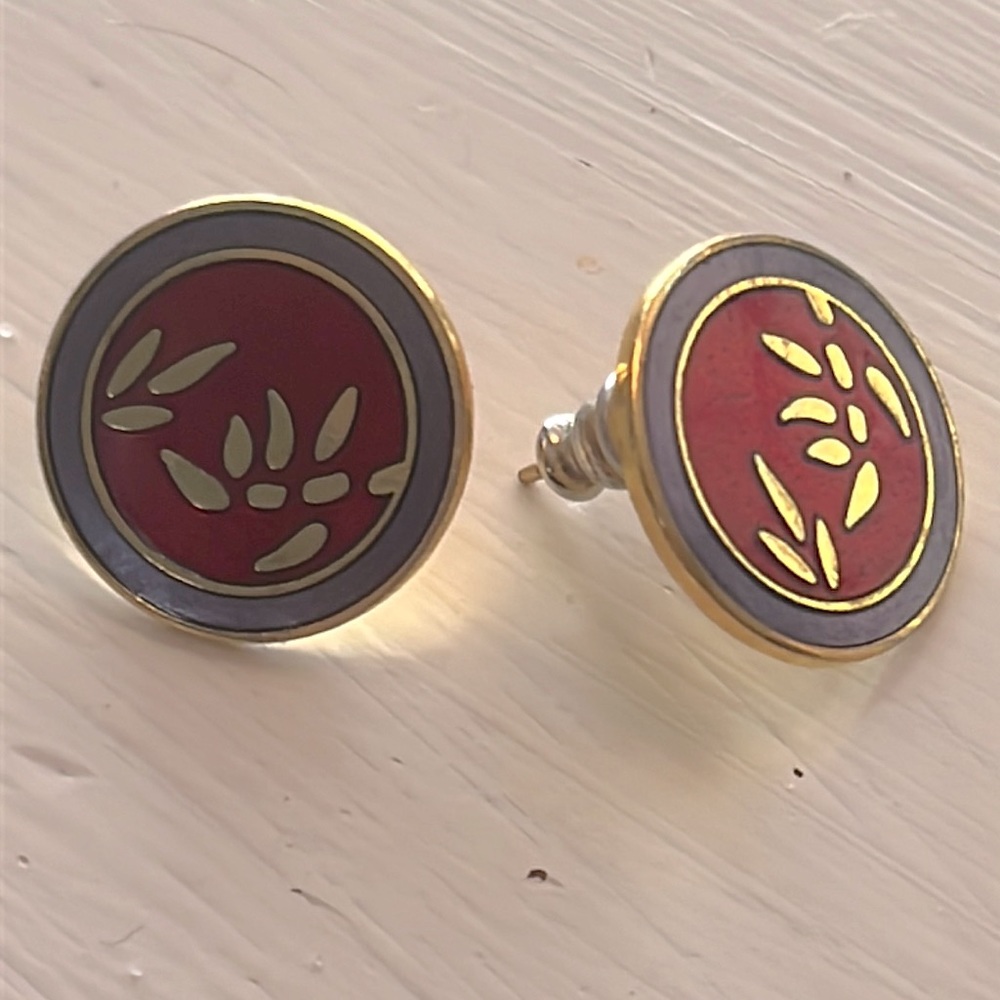 LB maroon/lavender disc earrings